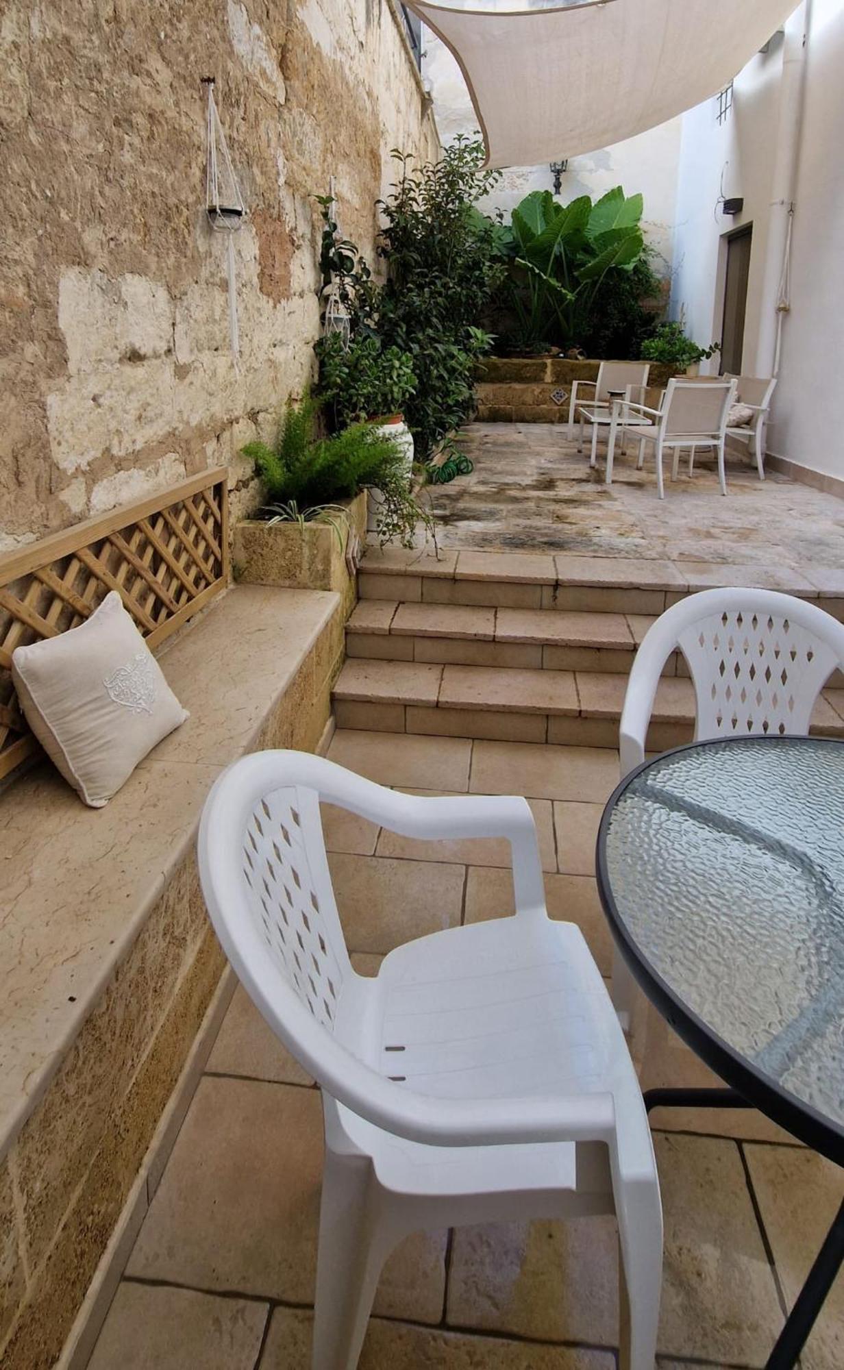 Xenia Boutique Apartment Trepuzzi Exterior foto